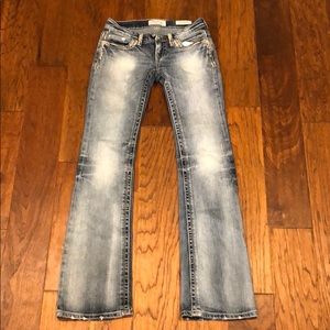 Women’s size 26 long Daytrip Leo bootcut jeans